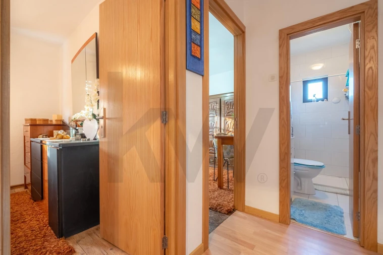 Moradia T3 para Venda em Candoso e Carvalho de Egas Foto 11