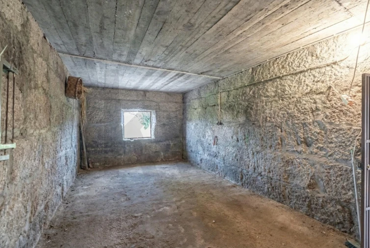 Moradia T3 para Venda em Candoso e Carvalho de Egas Foto 29