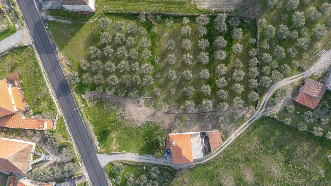 Moradia T3 para Venda em Candoso e Carvalho de Egas Foto 36