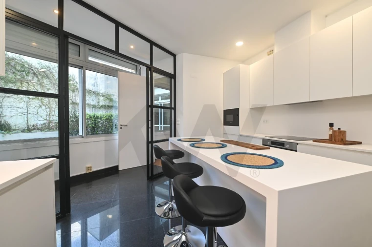 Apartamento T4 para Arrendamento em Estrela Foto 9