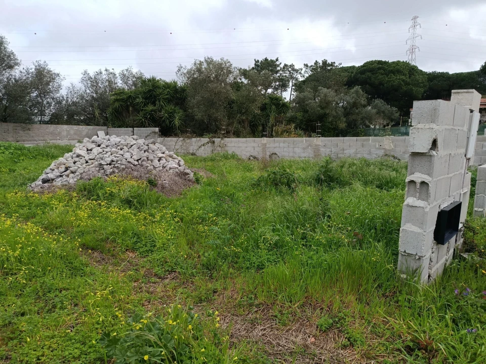 Terreno para Venda em Charneca de Caparica e Sobreda Foto 4