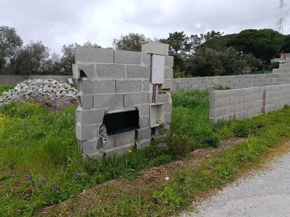 Terreno para Venda em Charneca de Caparica e Sobreda Foto 11