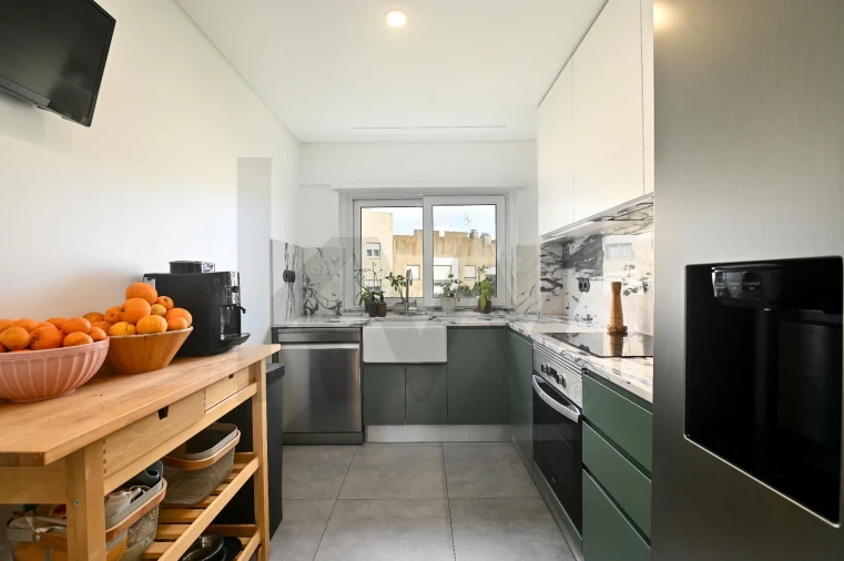 Apartamento T3 para Venda em Carcavelos e Parede Foto 20