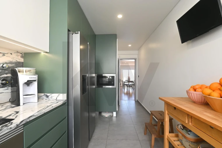 Apartamento T3 para Venda em Carcavelos e Parede Foto 21