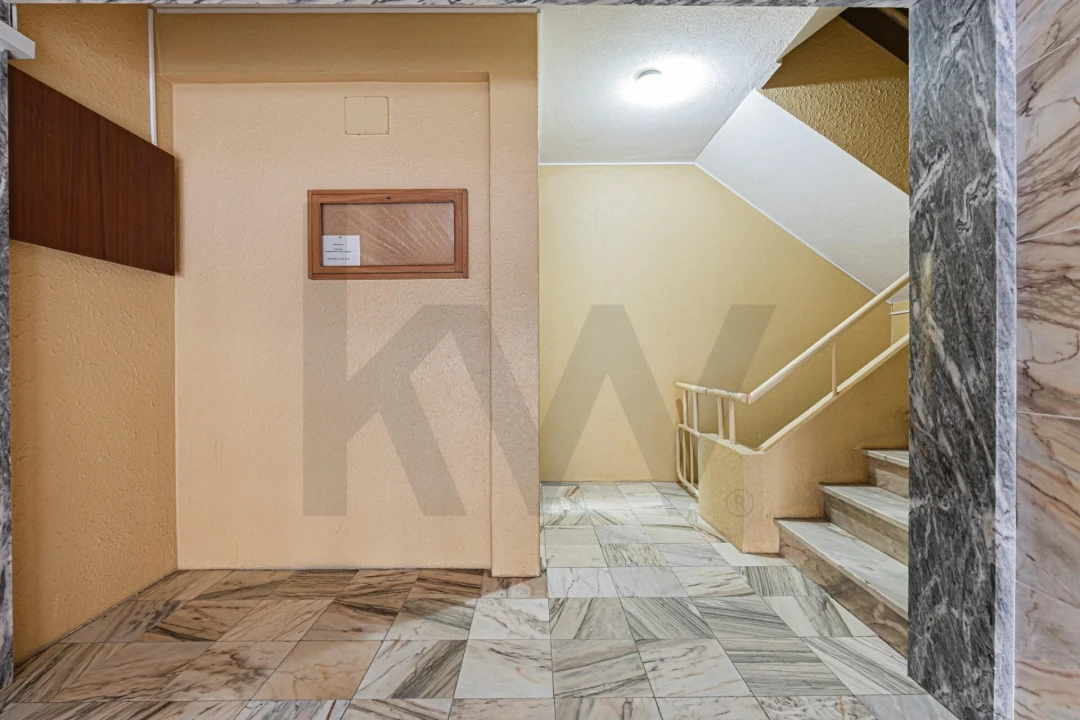 Apartamento T2 para Venda em Costa da Caparica Foto 23