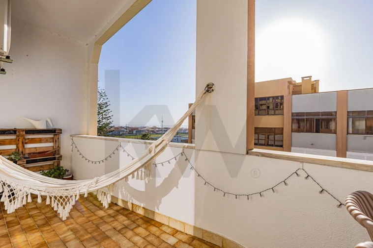 Apartamento T2 para Venda em Costa da Caparica Foto 12