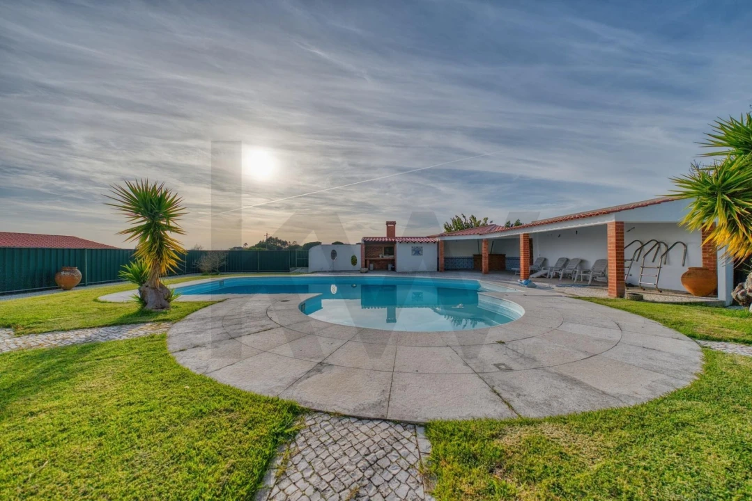 Moradia T5 para Venda em Romeira e Várzea Foto 5