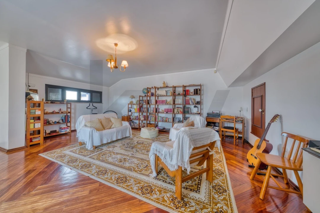 Moradia T5 para Venda em Romeira e Várzea Foto 27