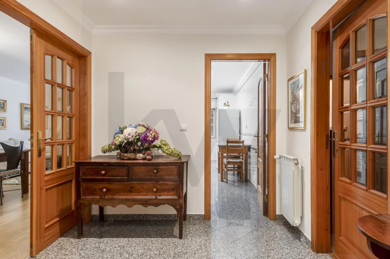 Apartamento T3 para Venda em Carcavelos e Parede Foto 7