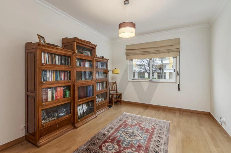 Apartamento T3 para Venda em Carcavelos e Parede Foto 18