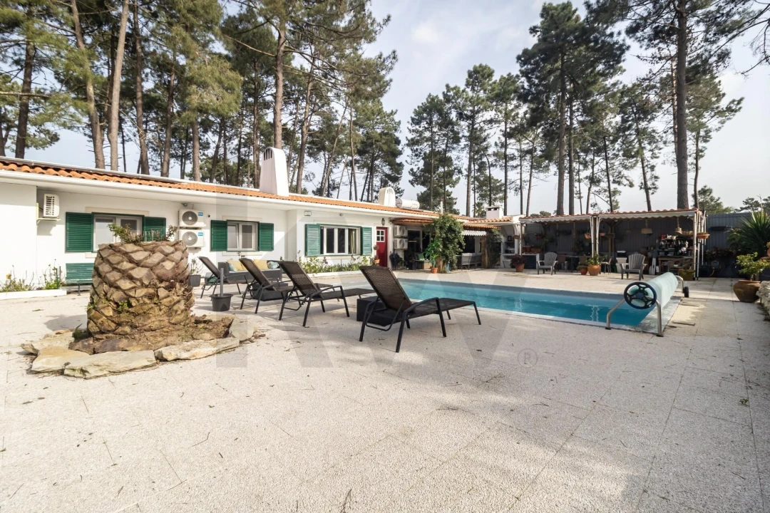 Moradia T3 para Venda em Corroios Foto 12