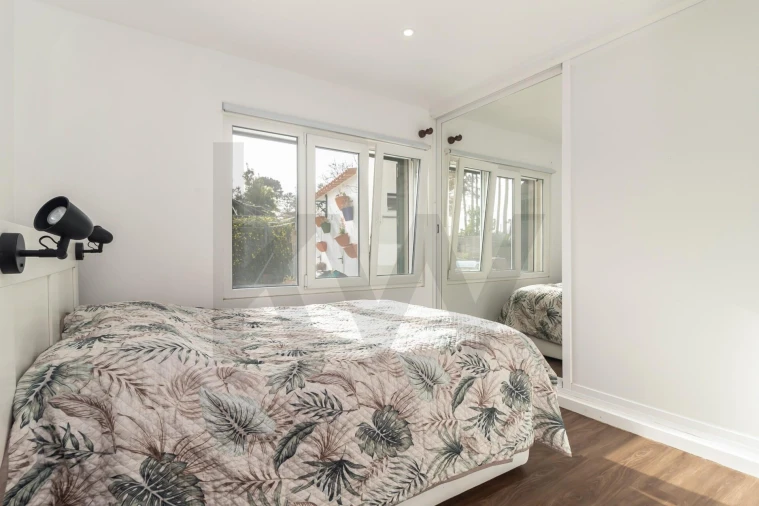 Moradia T3 para Venda em Corroios Foto 23