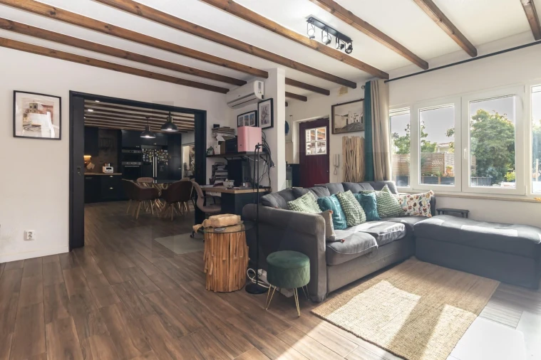 Moradia T3 para Venda em Corroios Foto 18