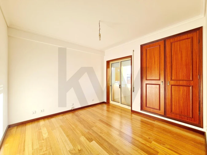 Apartamento T2 para Arrendamento em Requeixo, Nossa Senhora de Fátima e Nariz Foto 10