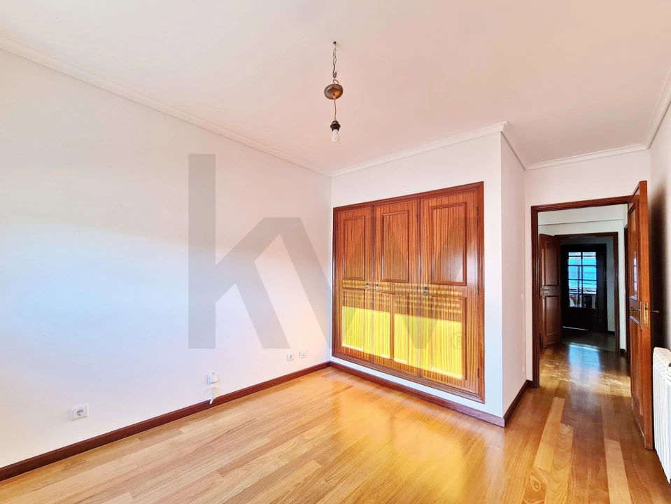 Apartamento T2 para Arrendamento em Requeixo, Nossa Senhora de Fátima e Nariz Foto 15