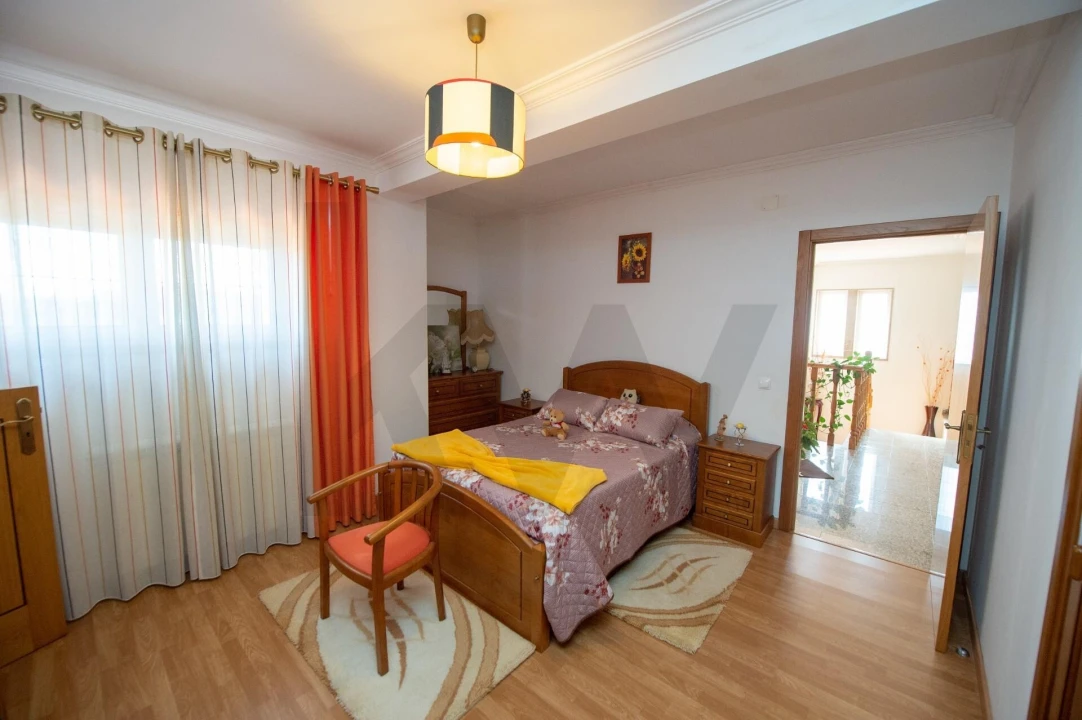 Moradia T4 para Venda em Rapoula do Coa Foto 34