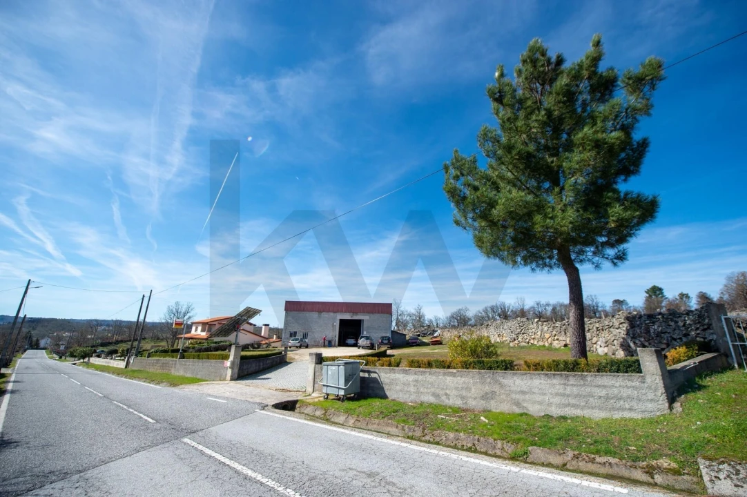 Moradia T4 para Venda em Rapoula do Coa Foto 70