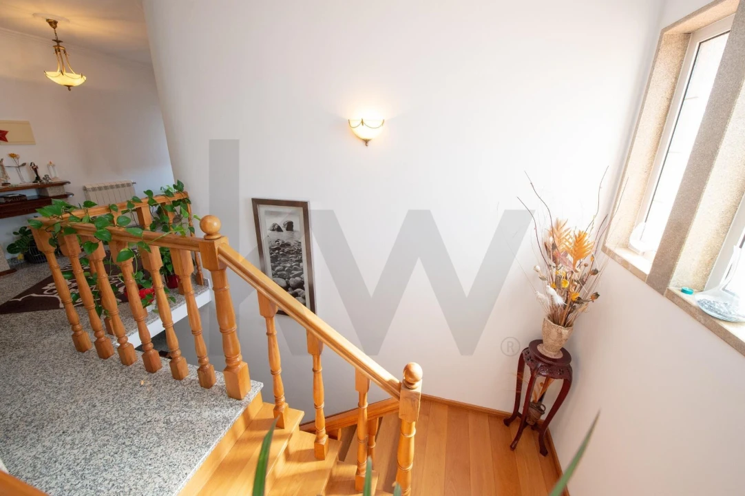 Moradia T4 para Venda em Rapoula do Coa Foto 24