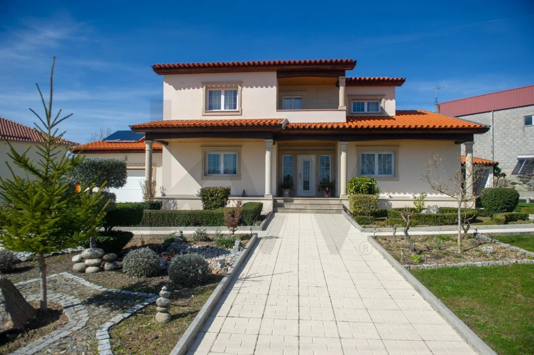 Moradia T4 para Venda em Rapoula do Coa Foto 10