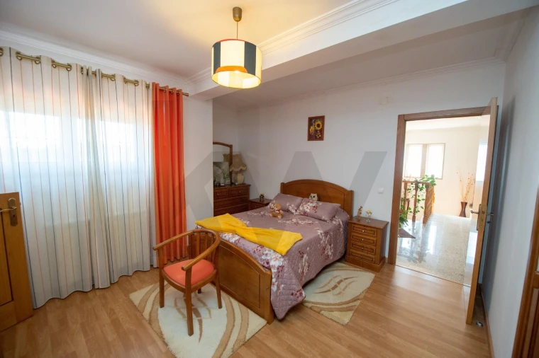 Moradia T4 para Venda em Rapoula do Coa Foto 34