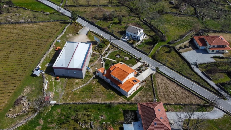 Moradia T4 para Venda em Rapoula do Coa Foto 47