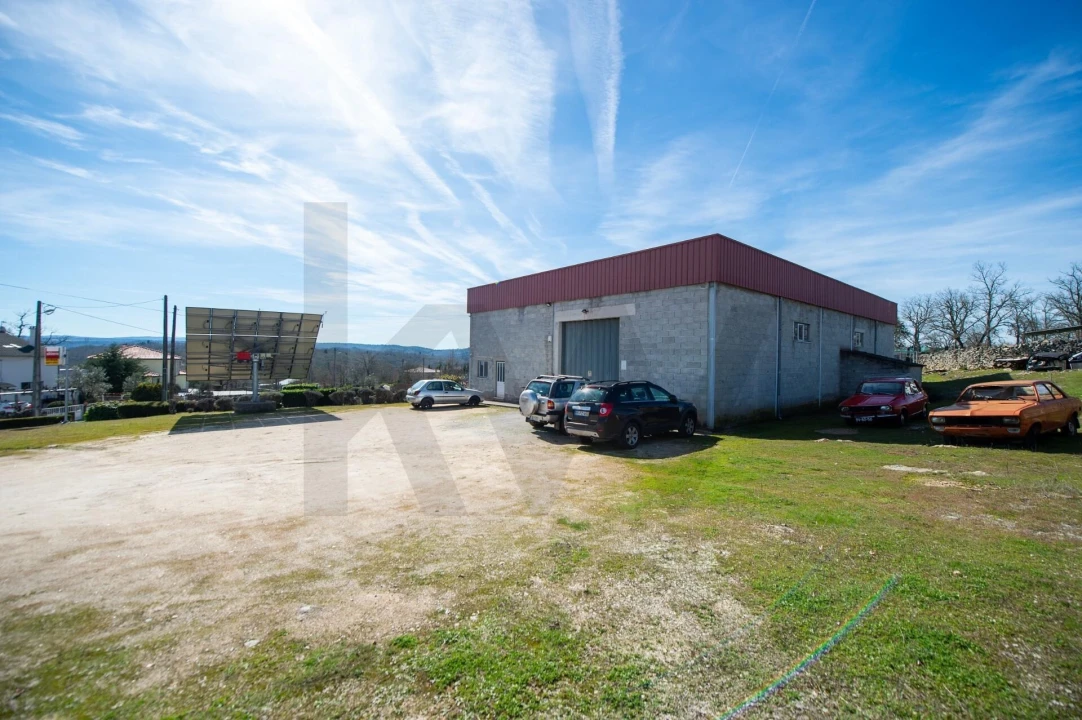 Moradia T4 para Venda em Rapoula do Coa Foto 46