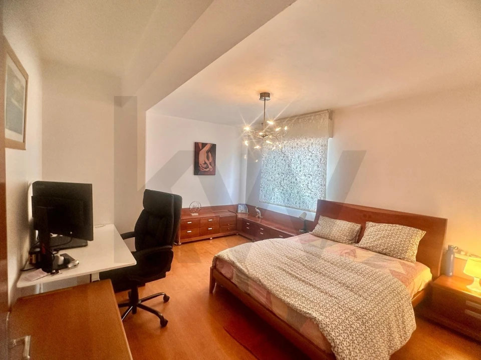 Apartamento T4 para Venda em Algueirão-Mem Martins Foto 37