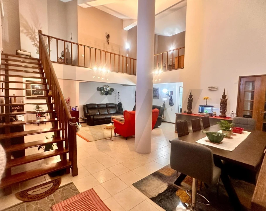 Apartamento T4 para Venda em Algueirão-Mem Martins Foto 25