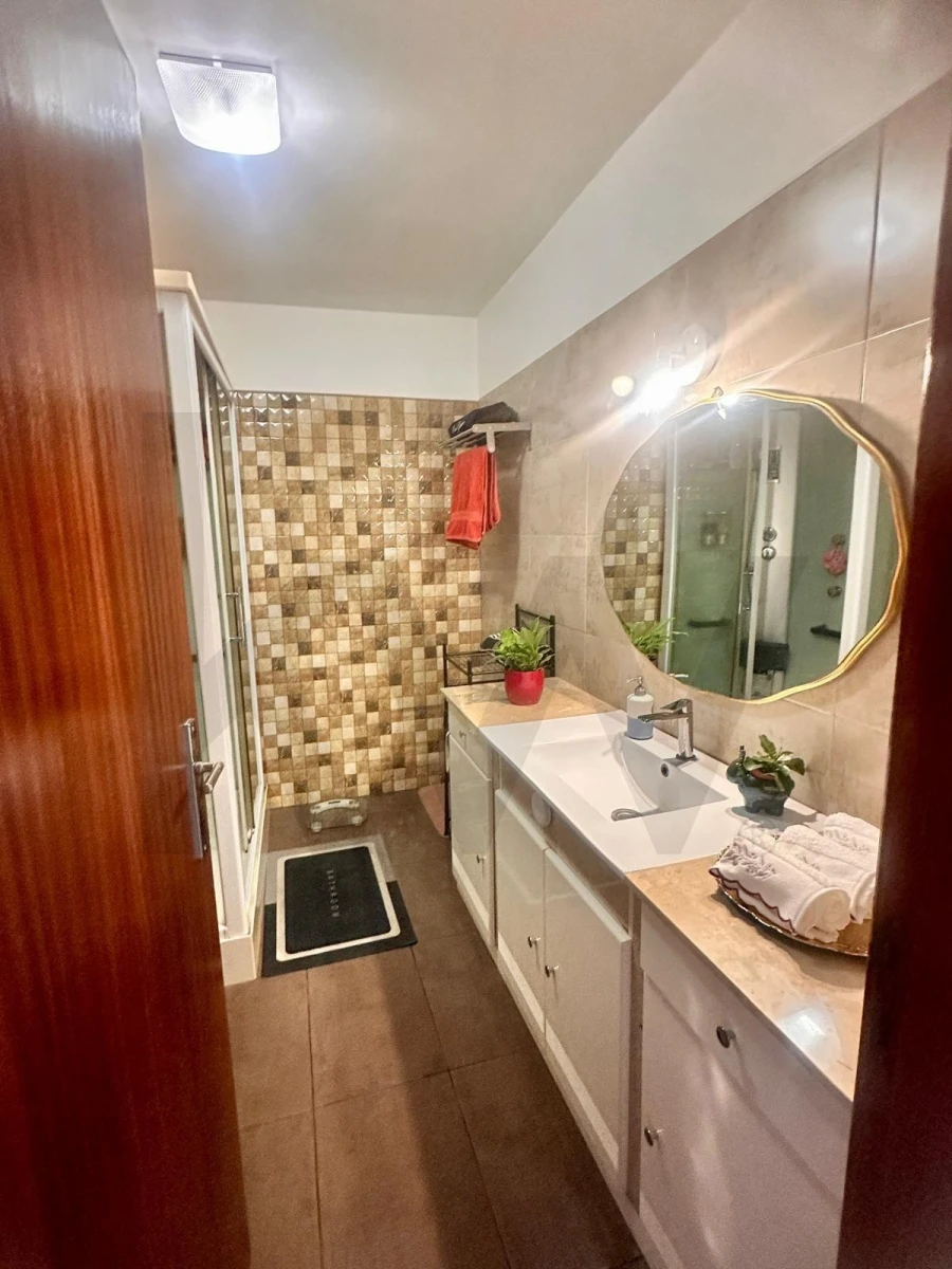 Apartamento T4 para Venda em Algueirão-Mem Martins Foto 39