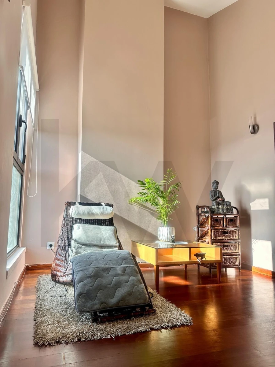 Apartamento T4 para Venda em Algueirão-Mem Martins Foto 12