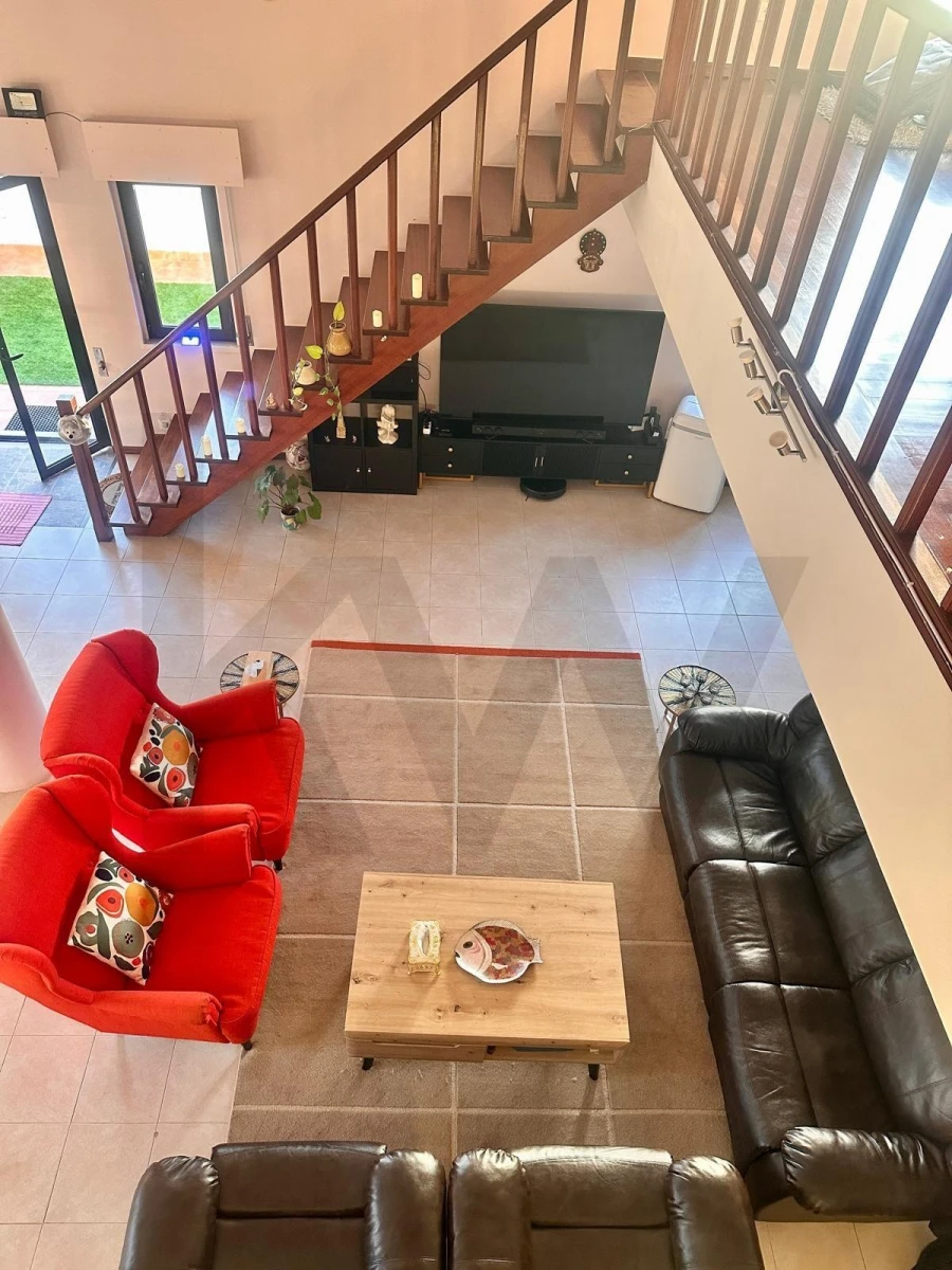 Apartamento T4 para Venda em Algueirão-Mem Martins Foto 10