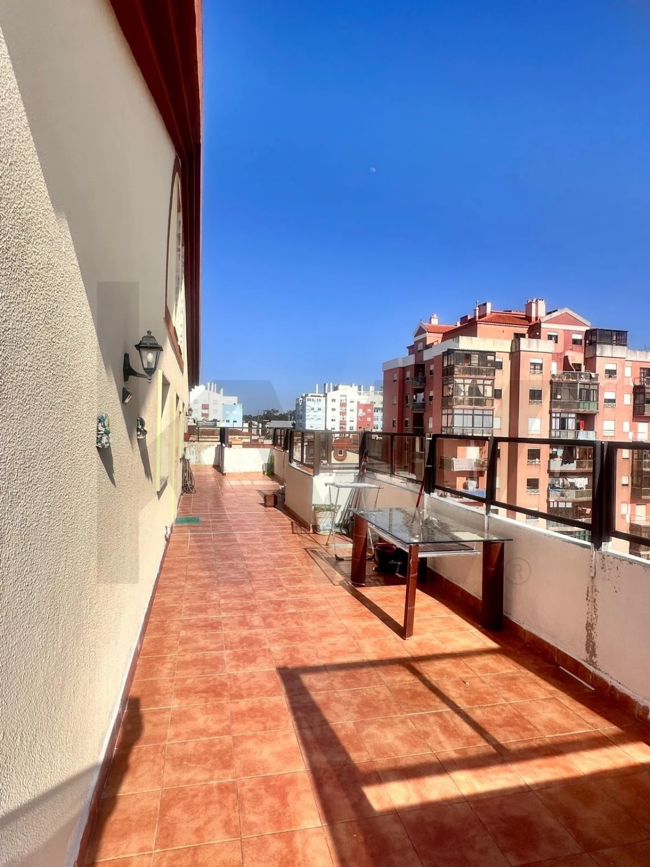 Apartamento T4 para Venda em Algueirão-Mem Martins Foto 3