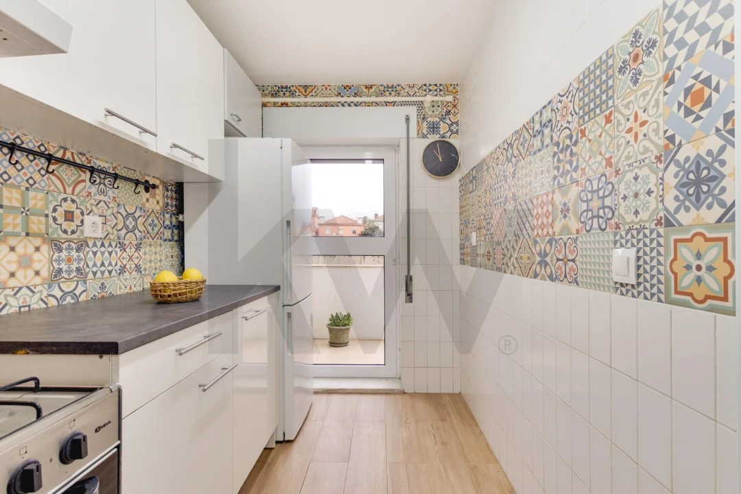 Apartamento T2 para Venda em Beato Foto 14