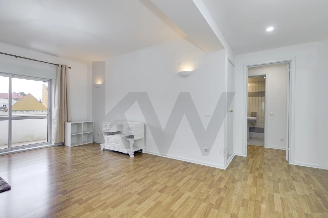 Apartamento T2 para Venda em Beato Foto 16