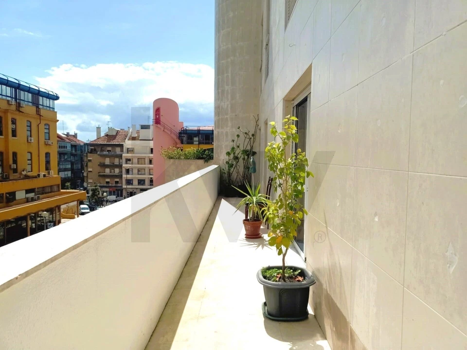 Apartamento T2 para Venda em Beato Foto 4