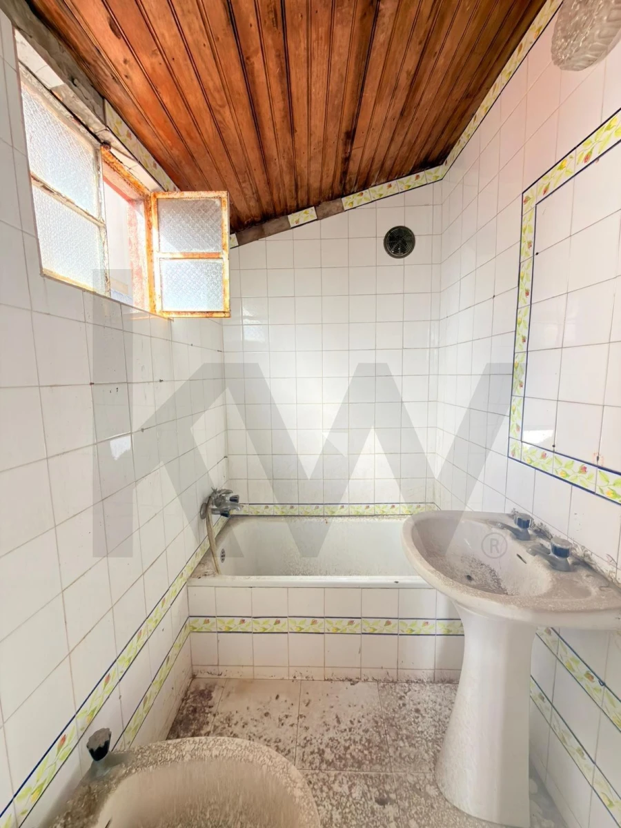 Prédio para Venda em Campolide Foto 11