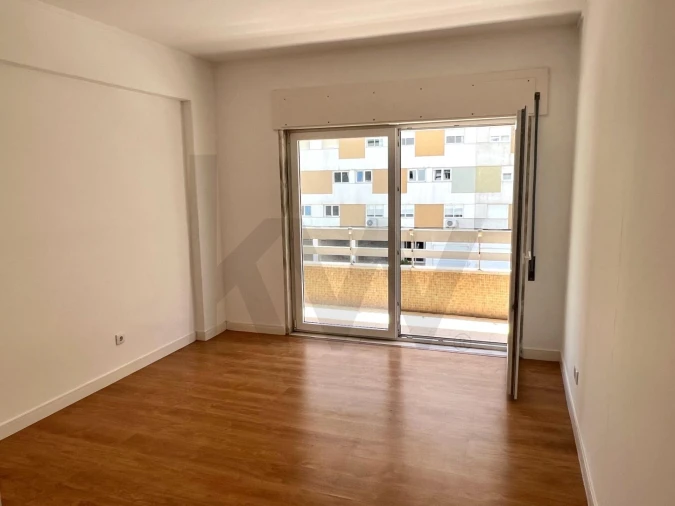 Apartamento T4 para Arrendamento em Moscavide e Portela Foto 24