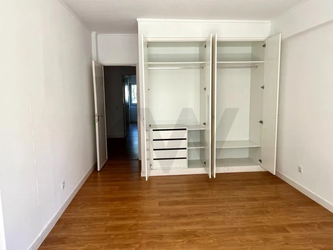 Apartamento T4 para Arrendamento em Moscavide e Portela Foto 26