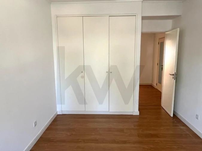 Apartamento T4 para Arrendamento em Moscavide e Portela Foto 13