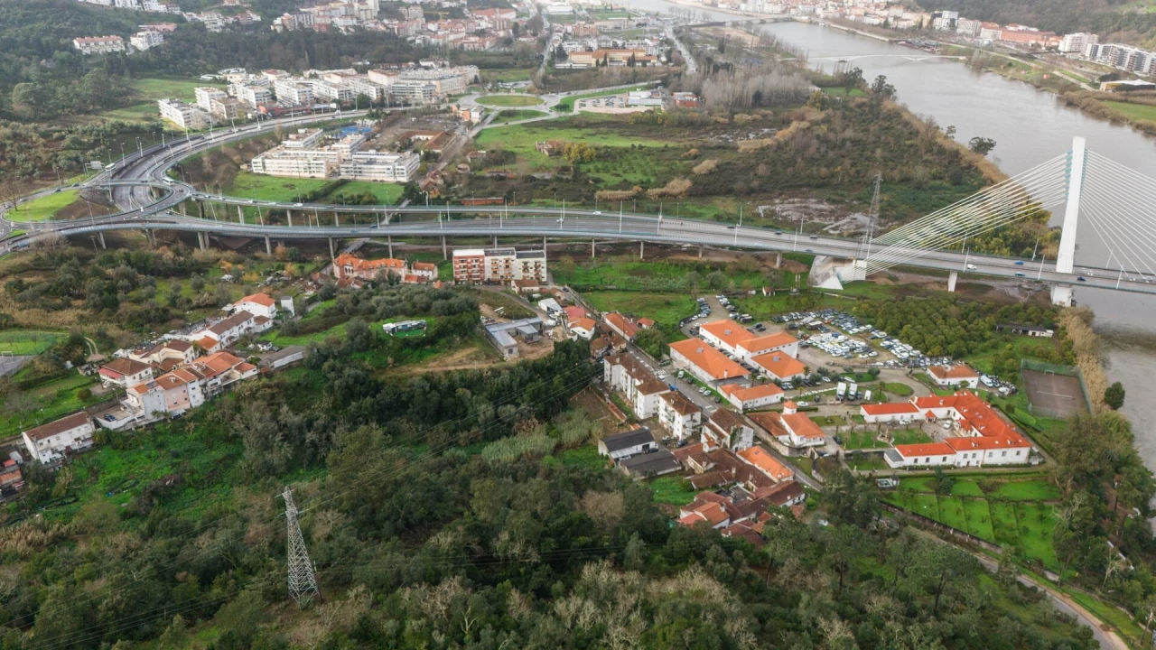 Moradia T3 para Venda em Eiras e São Paulo de Frades Foto 17