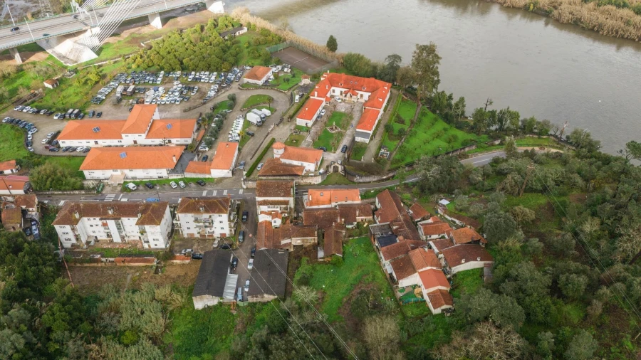 Moradia T3 para Venda em Eiras e São Paulo de Frades Foto 13