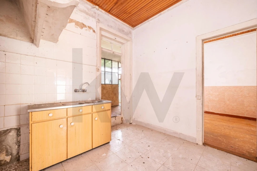 Moradia T3 para Venda em Eiras e São Paulo de Frades Foto 6