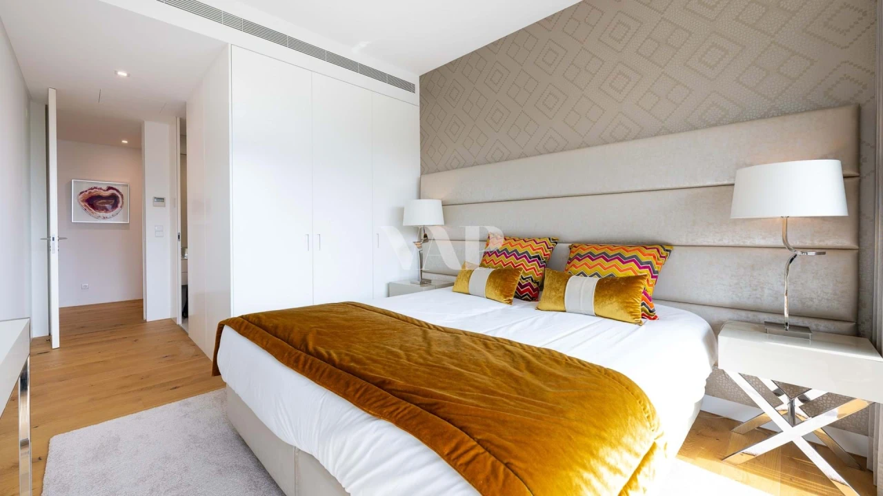 Apartamento T3 para Venda em Quarteira Foto 19