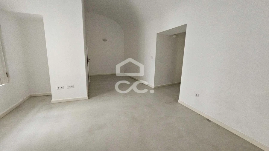 Apartamento T2 para Arrendamento em Beja (Santiago Maior e São João Baptista) Foto 2