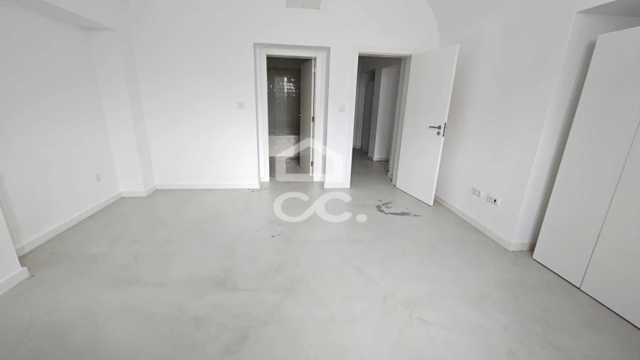 Apartamento T2 para Arrendamento em Beja (Santiago Maior e São João Baptista) Foto 12