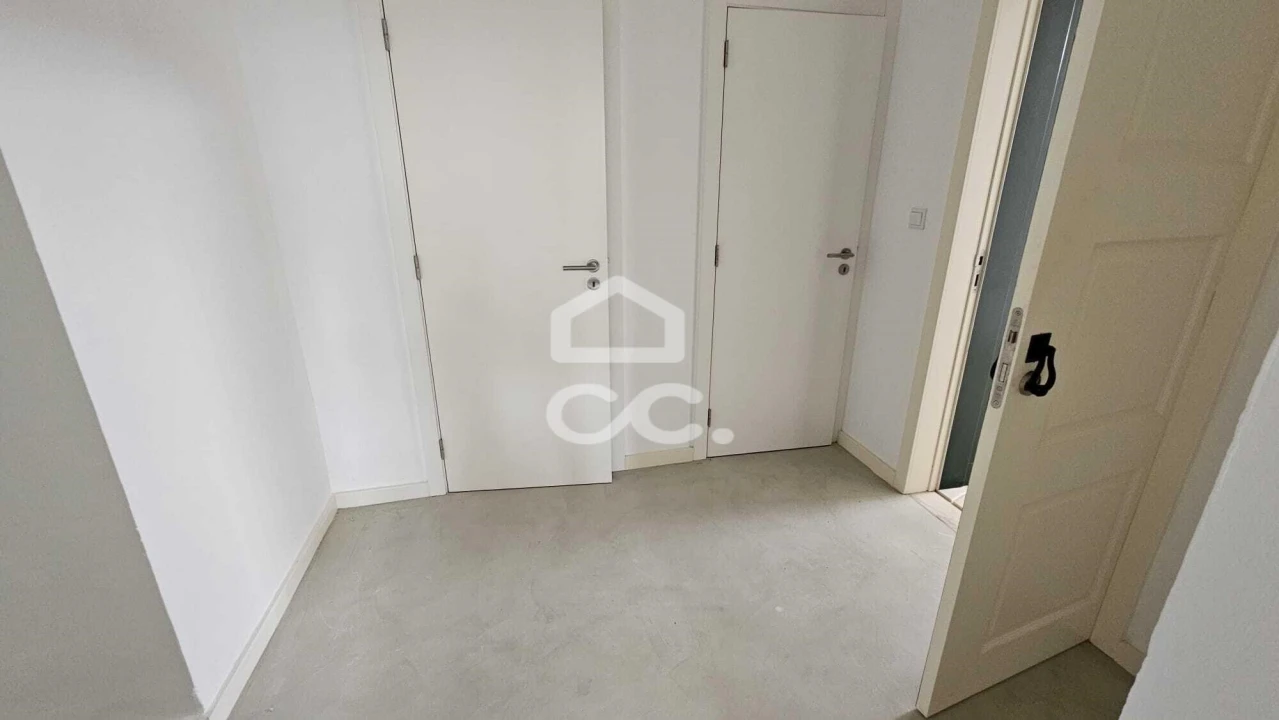 Apartamento T2 para Arrendamento em Beja (Santiago Maior e São João Baptista) Foto 11