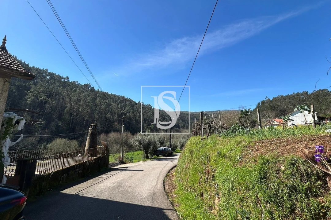 Moradia T2 para Venda em Trezoi Foto 29