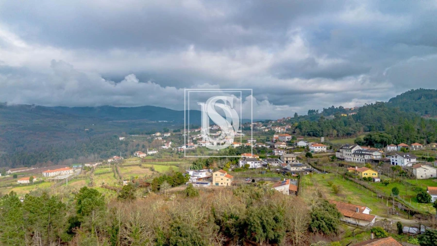 Moradia T3 para Venda em Fridão Foto 42