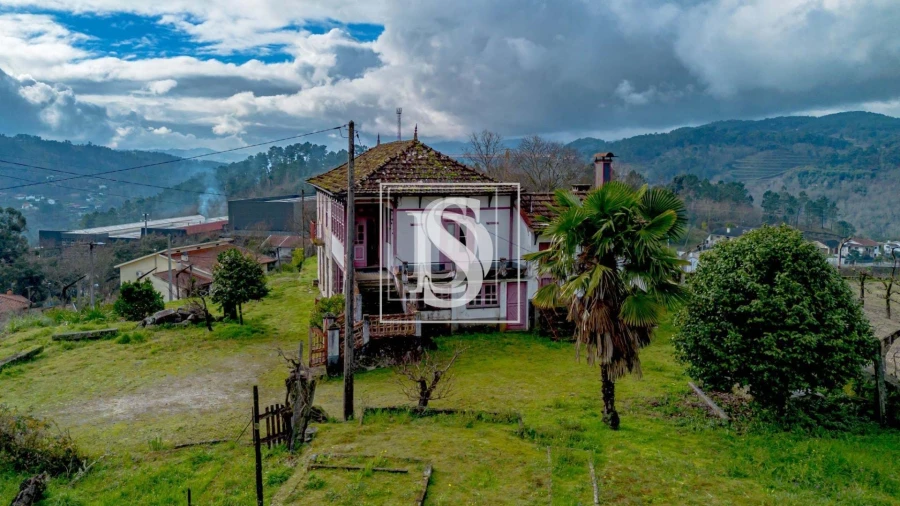 Moradia T3 para Venda em Fridão Foto 5