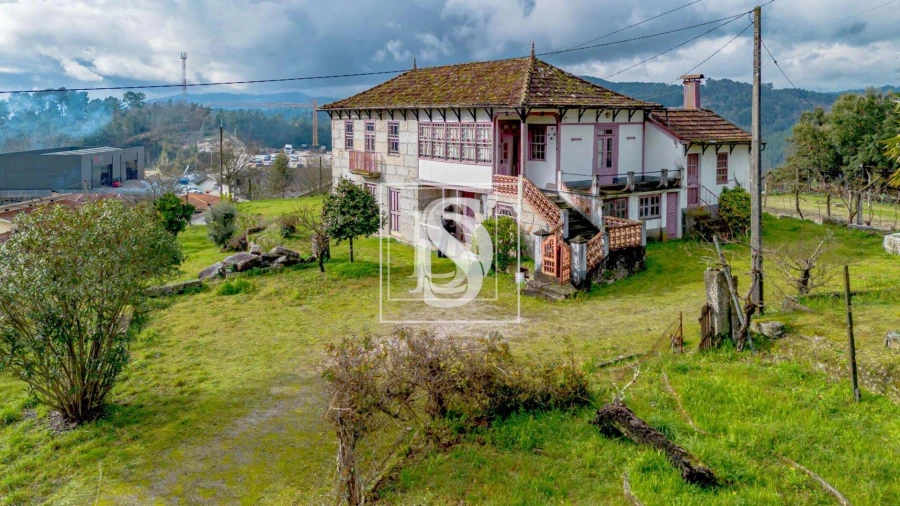 Moradia T3 para Venda em Fridão Foto 32